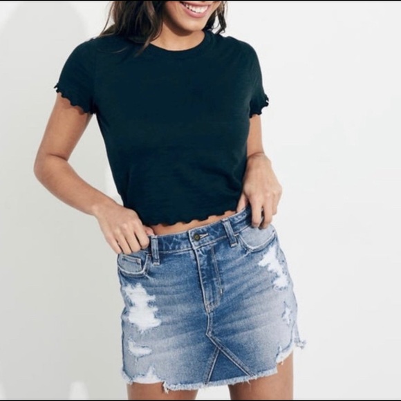 HOLLISTER Distressed Denim Skirt size 5 - Picture 6 of 6